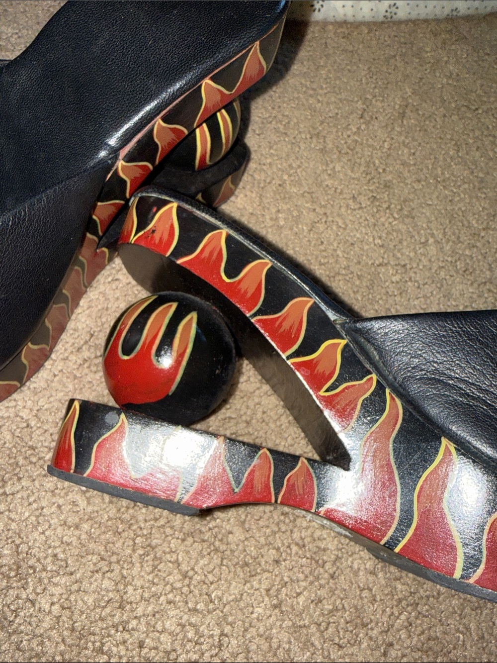 Vintage unique wooden hand painted mules - Picture 7 of 15